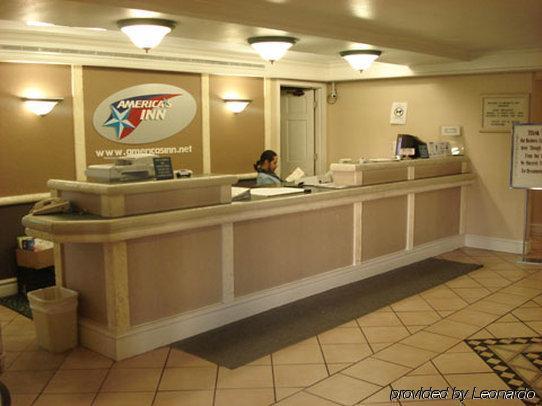 America'S Inn Houston Extérieur photo
